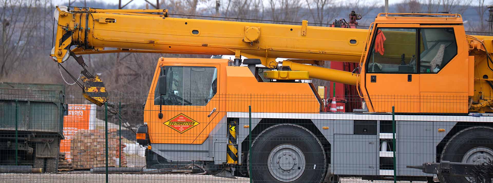 Conveniently Located Crane Rentals in El Paso For Your Job Site